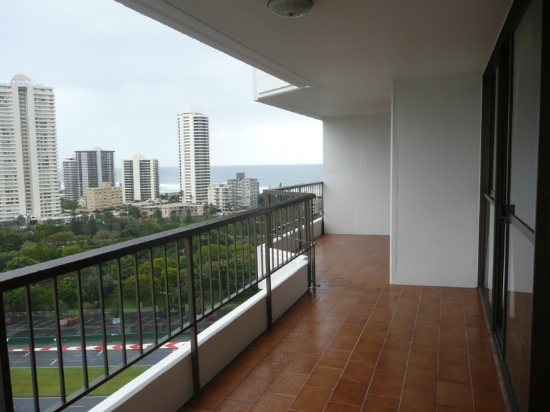 62 18 Commodore Drive, Surfers Paradise QLD 4217