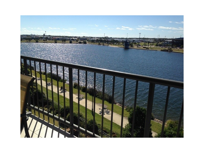 16 / 11 Innovation Parkway, Birtinya QLD 4575