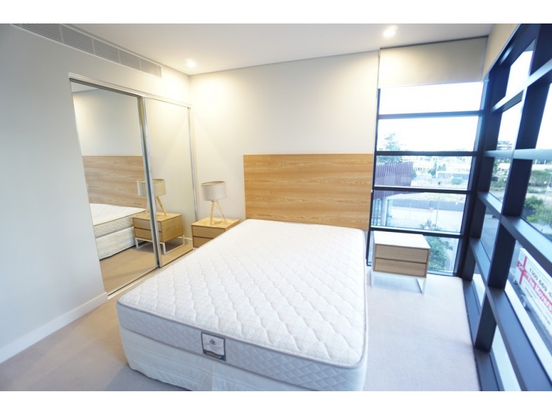 37D Harbour Road, Hamilton QLD 4007