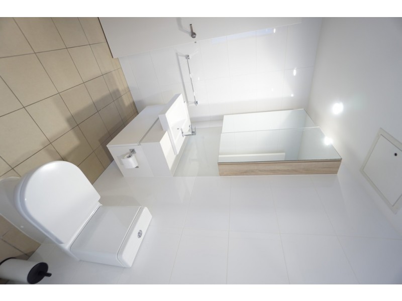 37D Harbour Road, Hamilton QLD 4007