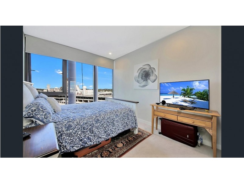 37D Harbour Road, Hamilton QLD 4007