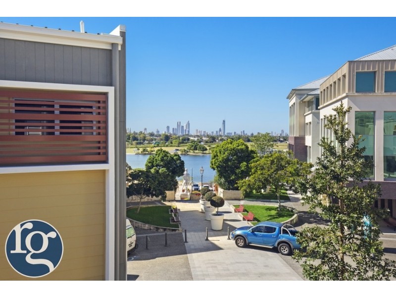 45/2 Town Centre Close, Carrara QLD 4211