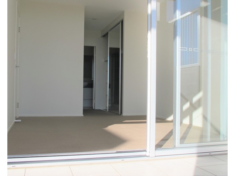 ID: 22411006 27 Station Road, Indooroopilly QLD 4068