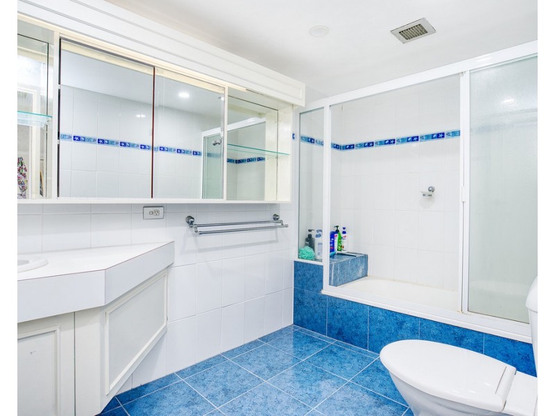 53/18 Commodore Drive, Paradise Waters QLD 4217