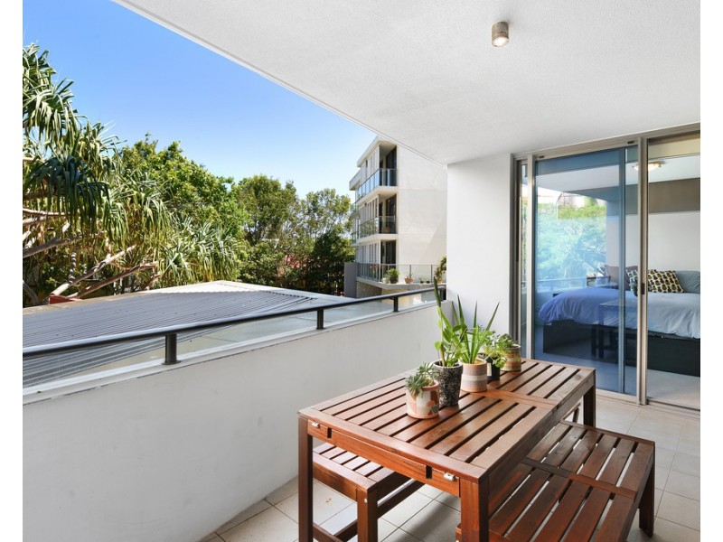 1101/438 Marine Parade, Biggera Waters QLD 4216