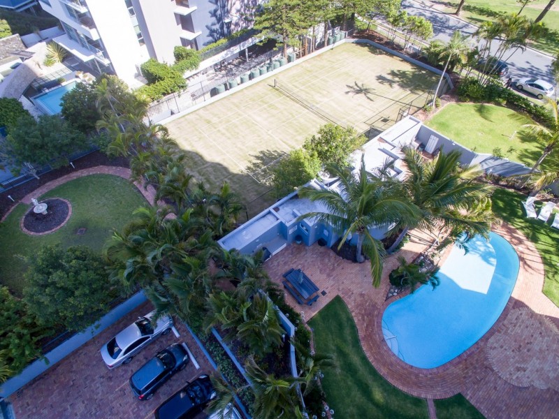 Main Beach QLD 4217