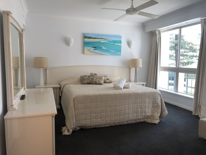 100 old burleigh road, Broadbeach QLD 4218