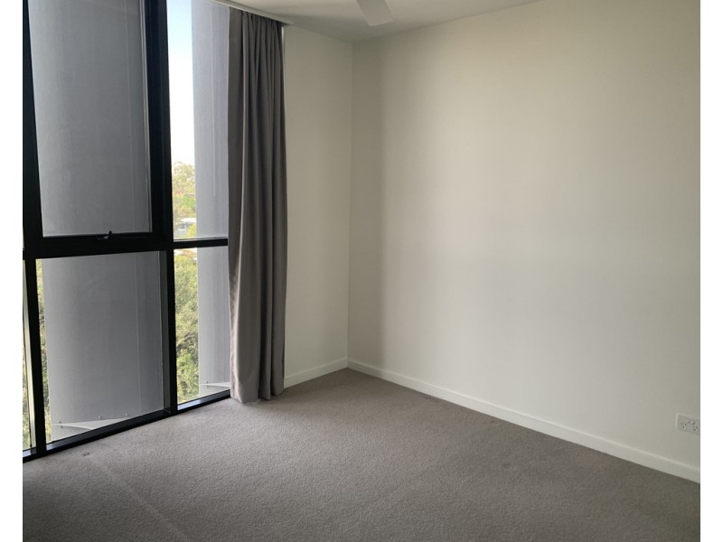 409/17 Deshan St, Woolloongabba QLD 4102