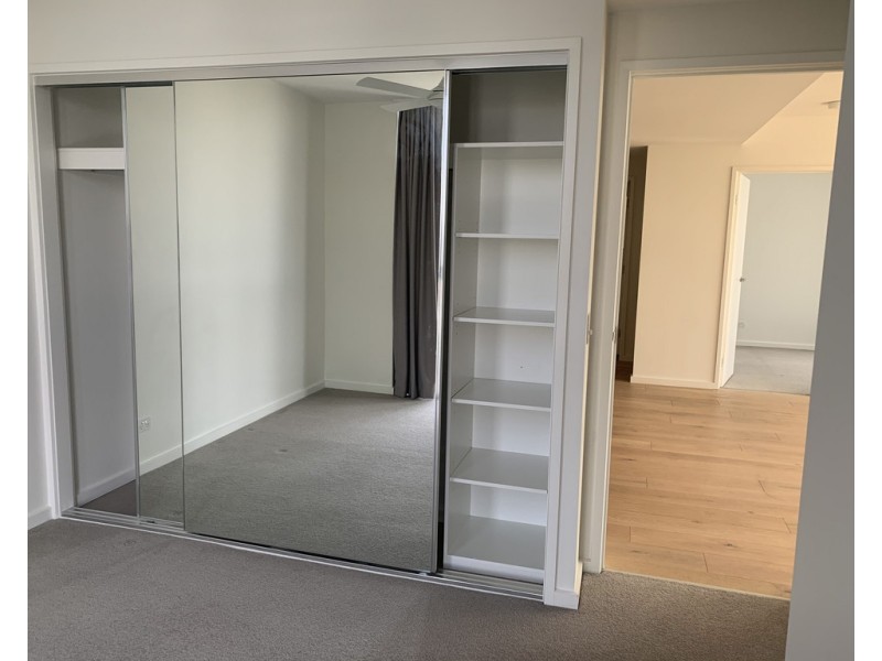 409/17 Deshan St, Woolloongabba QLD 4102