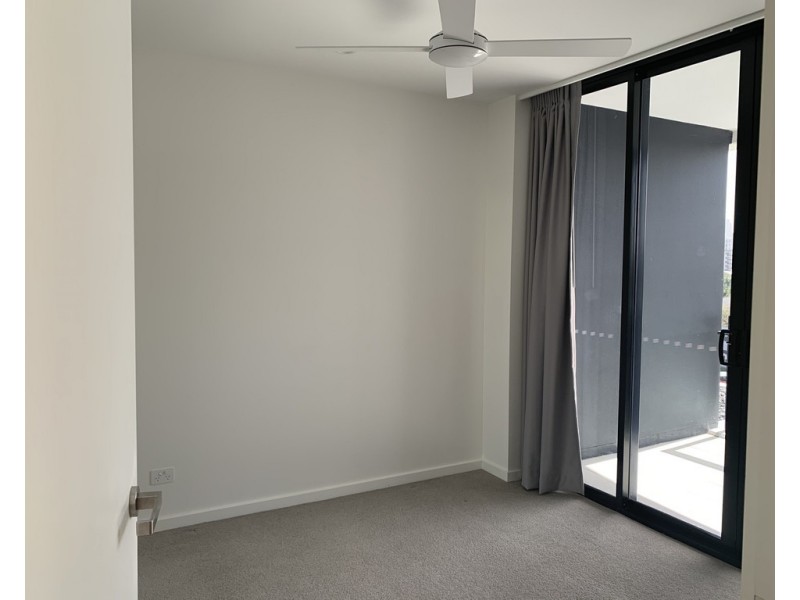 409/17 Deshan St, Woolloongabba QLD 4102