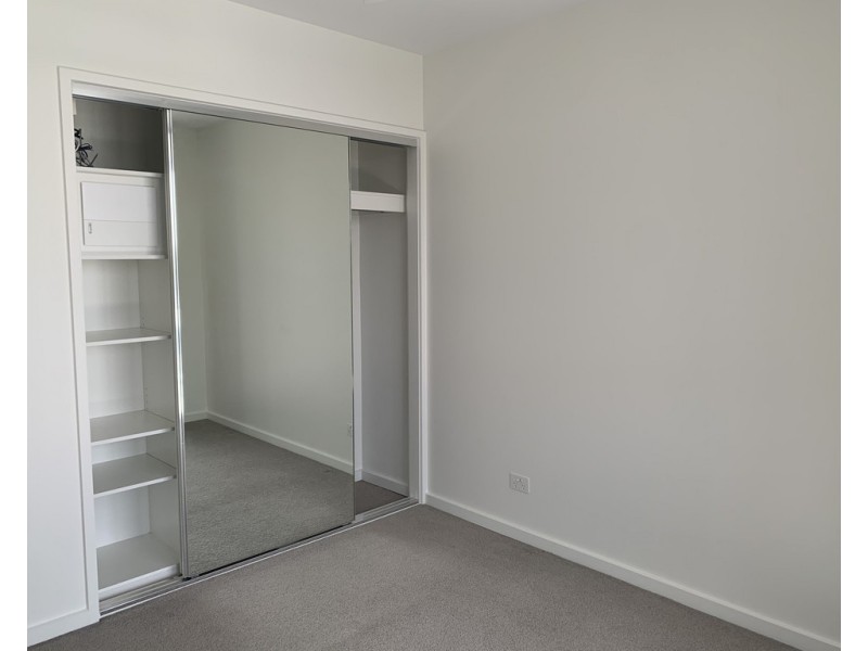 409/17 Deshan St, Woolloongabba QLD 4102