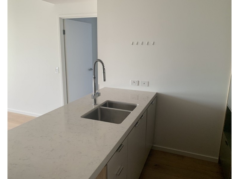 409/17 Deshan St, Woolloongabba QLD 4102