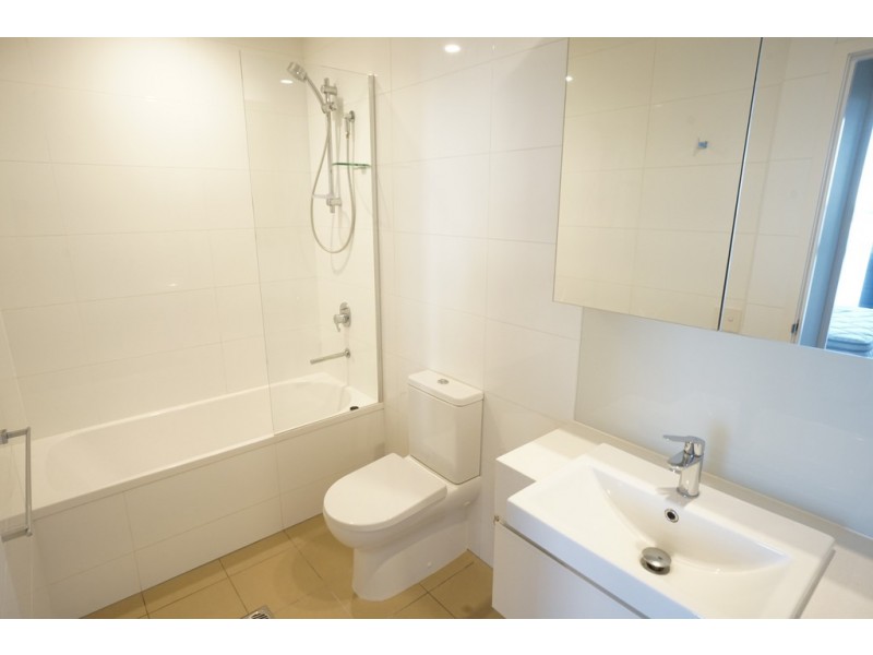 37D Harbour Road, Hamilton QLD 4007