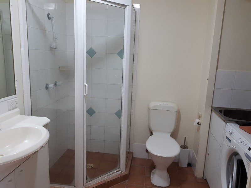 10-16 Genoa St, Surfers Paradise QLD 4217