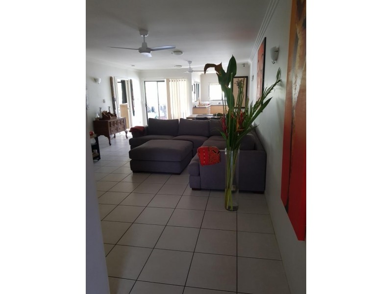 Trinity Beach QLD 4879