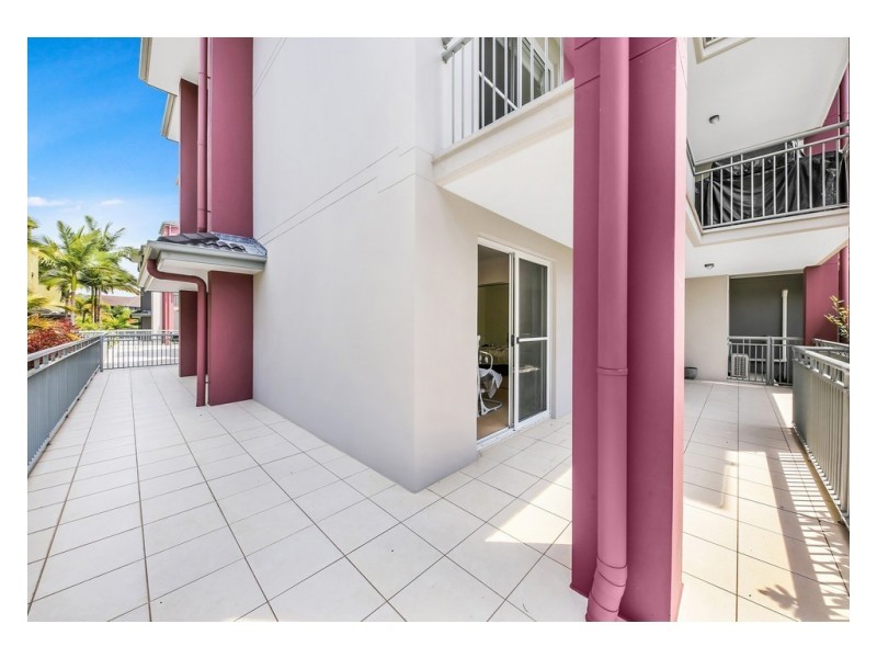 502/33 Clark Street, Biggera Waters QLD 4216