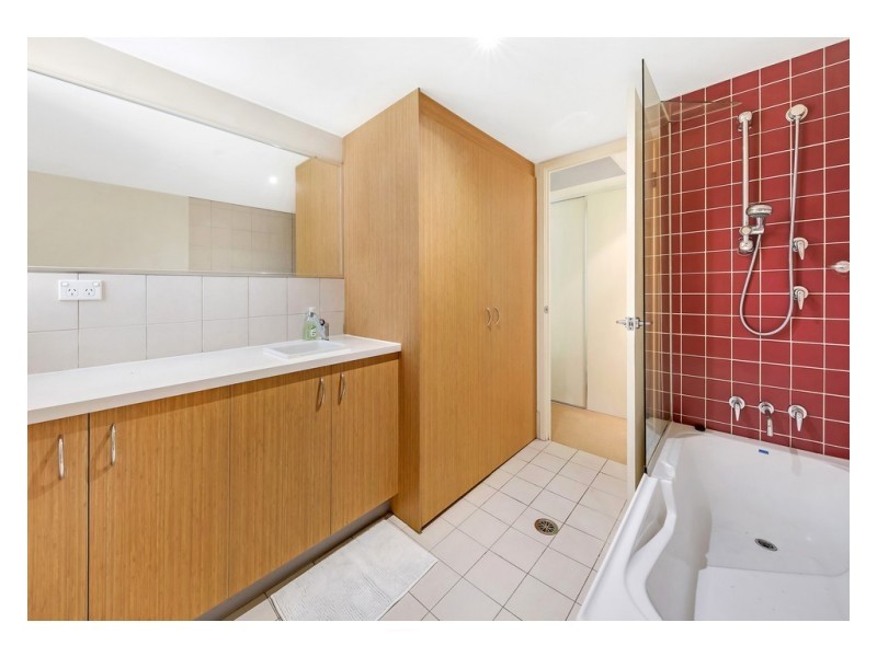 502/33 Clark Street, Biggera Waters QLD 4216