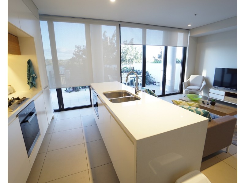 37D Harbour Road, Hamilton QLD 4007