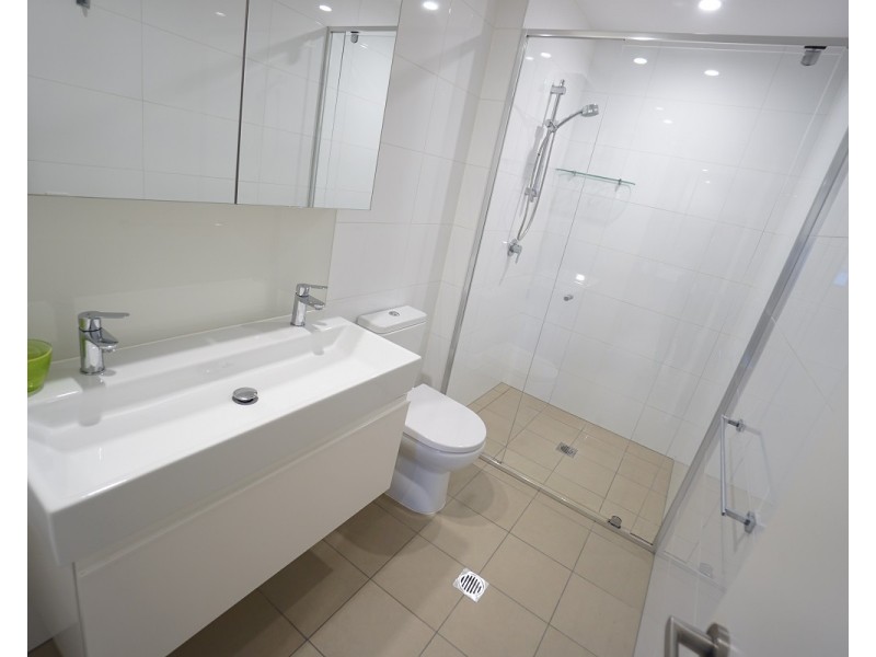 37D Harbour Road, Hamilton QLD 4007