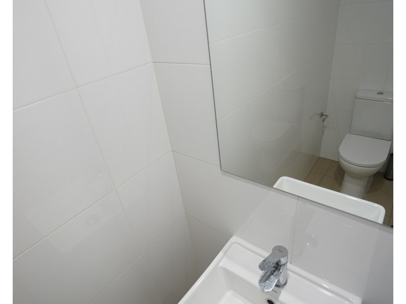 37D Harbour Road, Hamilton QLD 4007