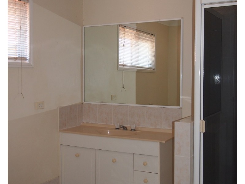 29 – 37 Island street, Cleveland QLD 4163