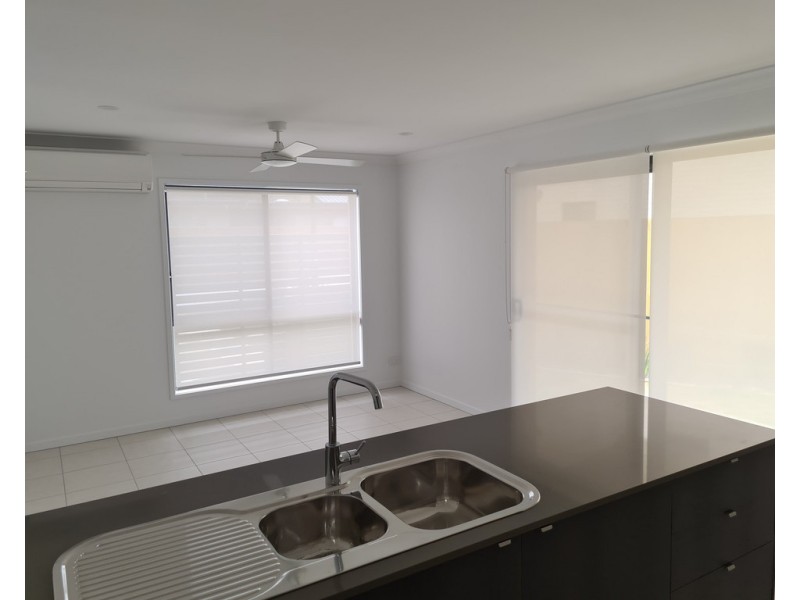 2/90 Learmonth Street, Bridgeman Downs QLD 4035