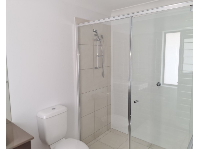 2/90 Learmonth Street, Bridgeman Downs QLD 4035