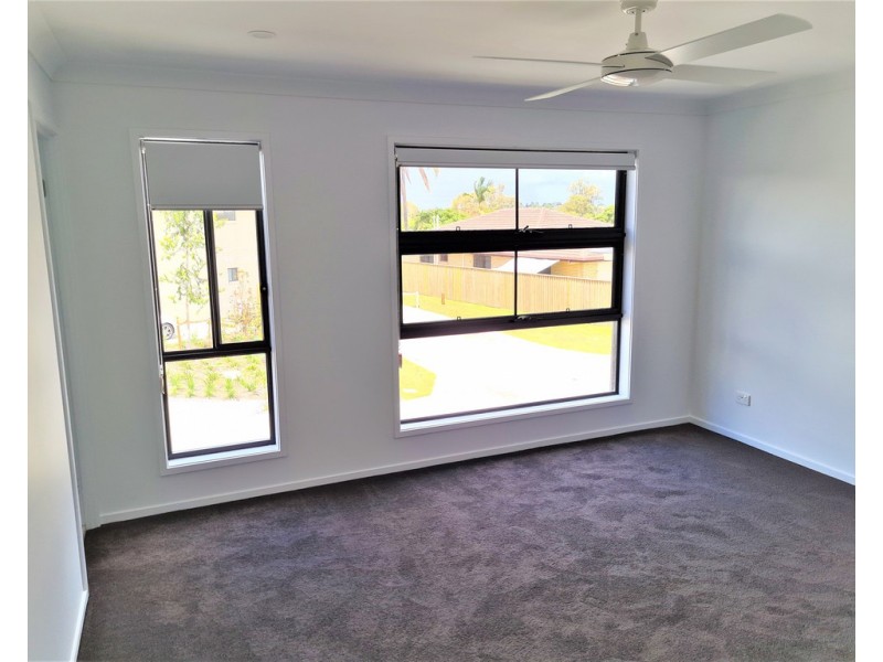 2/90 Learmonth Street, Bridgeman Downs QLD 4035