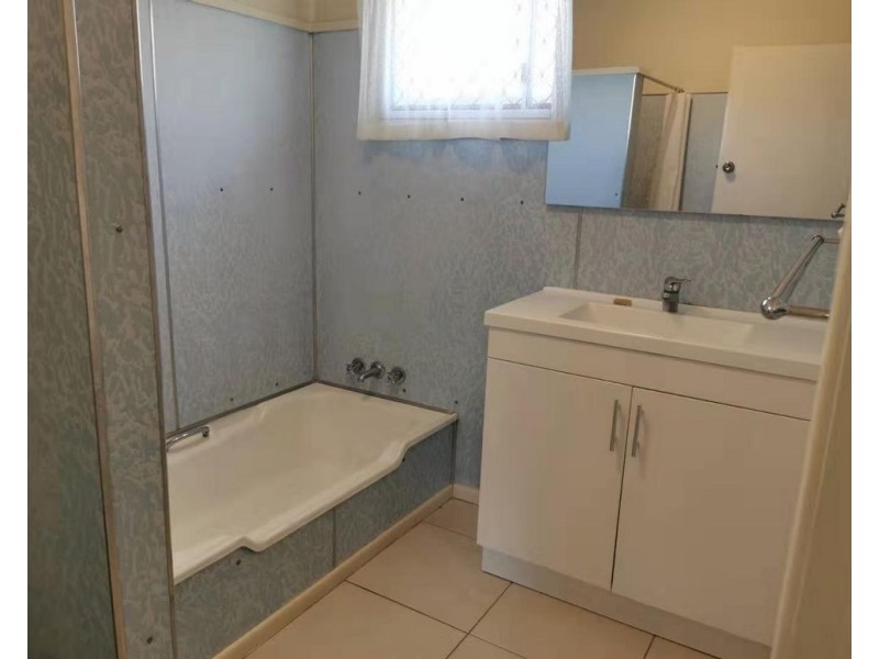 42 Smith Rd., Woodridge QLD 4114