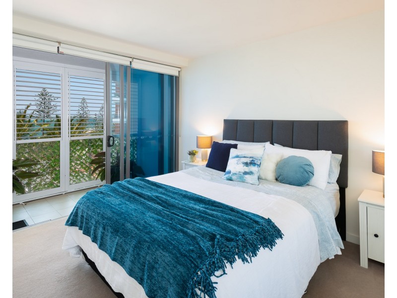 1406/438 Marine Parade, Biggera Waters QLD 4216