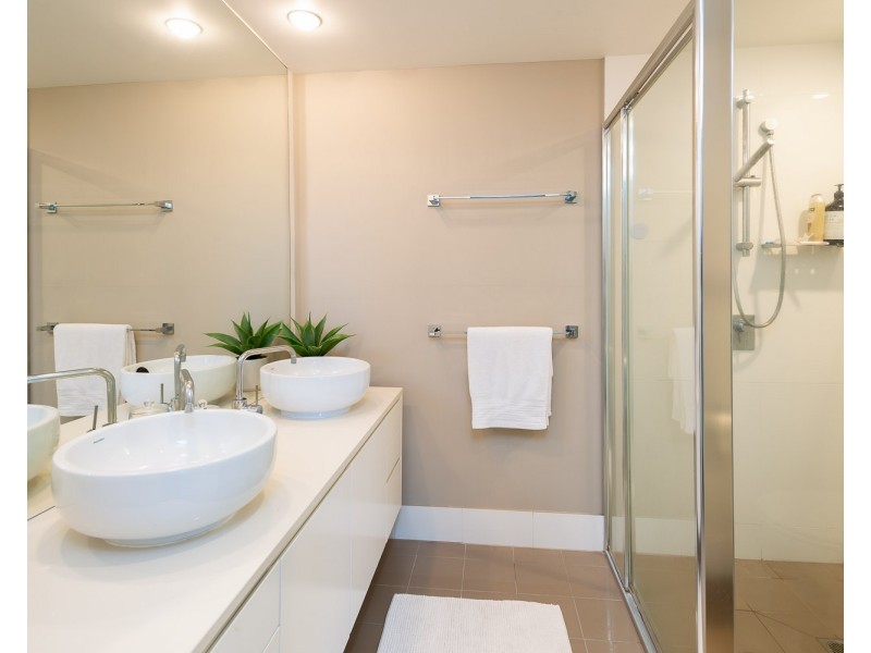 1406/438 Marine Parade, Biggera Waters QLD 4216