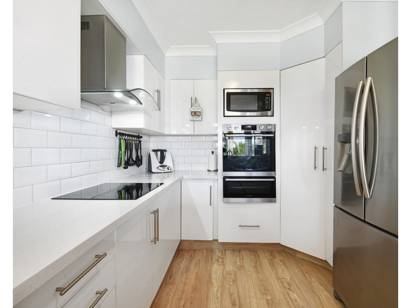33/41A Broadwater Street, Runaway Bay QLD 4216