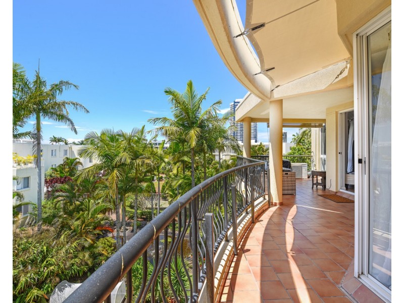 33/41A Broadwater Street, Runaway Bay QLD 4216