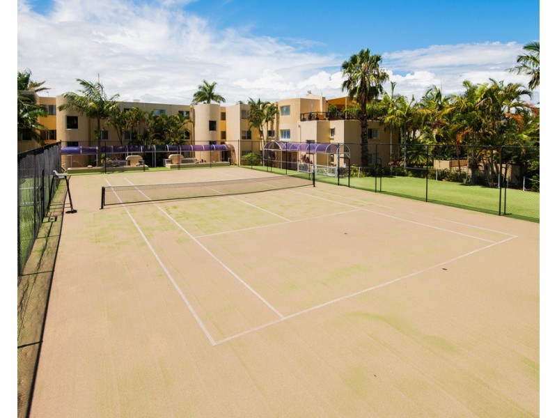 33/41A Broadwater Street, Runaway Bay QLD 4216