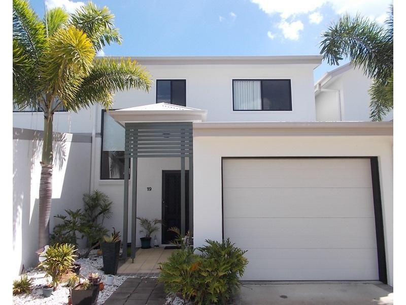 19/654 Esplanade, Urangan QLD 4655