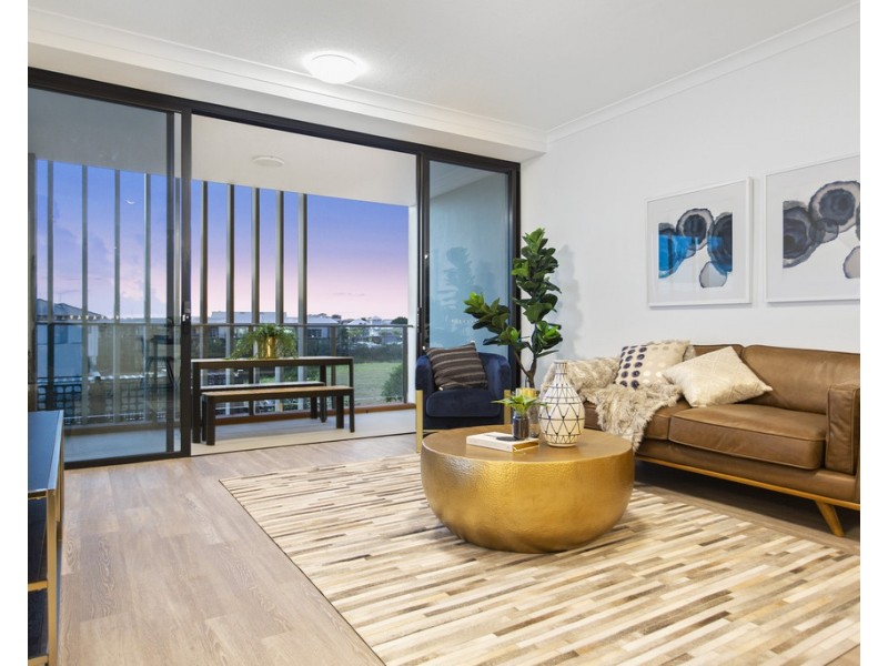 5236 Harbourview Drive, Hope Island QLD 4212