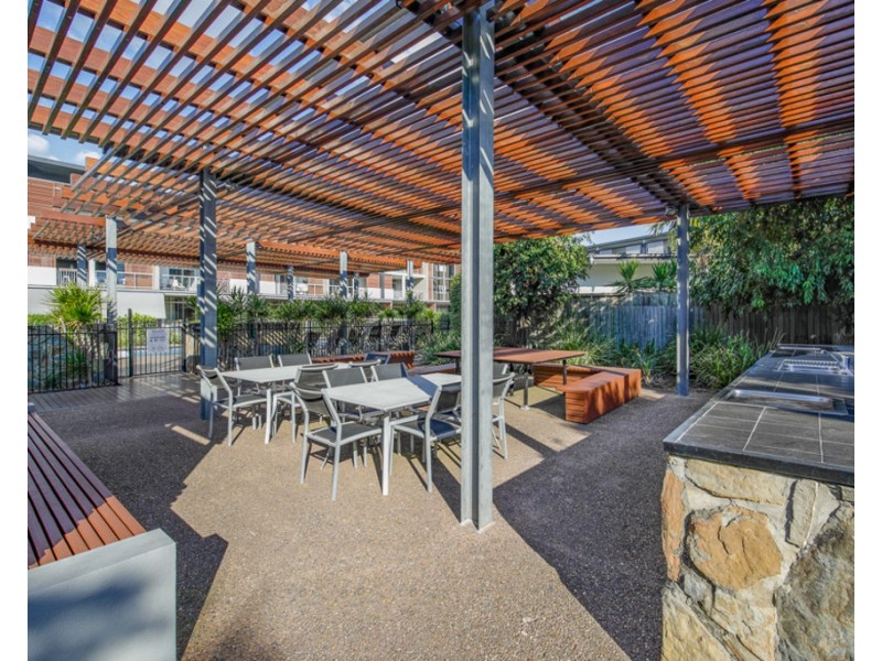 76/16 Hetherington Ave, Bulimba QLD 4171