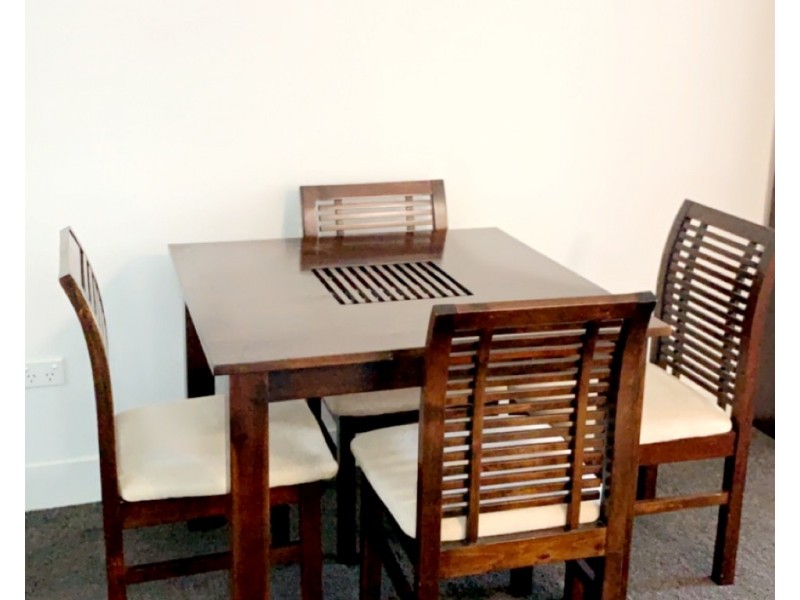 32 Surf Parade, Broadbeach QLD 4218