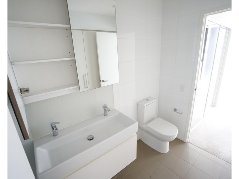 37D Harbour Road, Hamilton QLD 4007