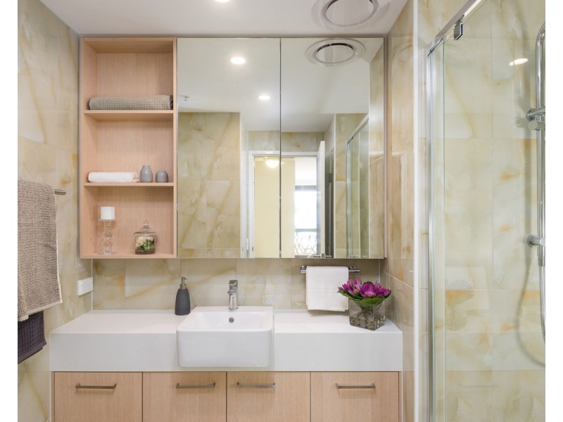 2bd / 70 Carl Street, Woolloongabba QLD 4102