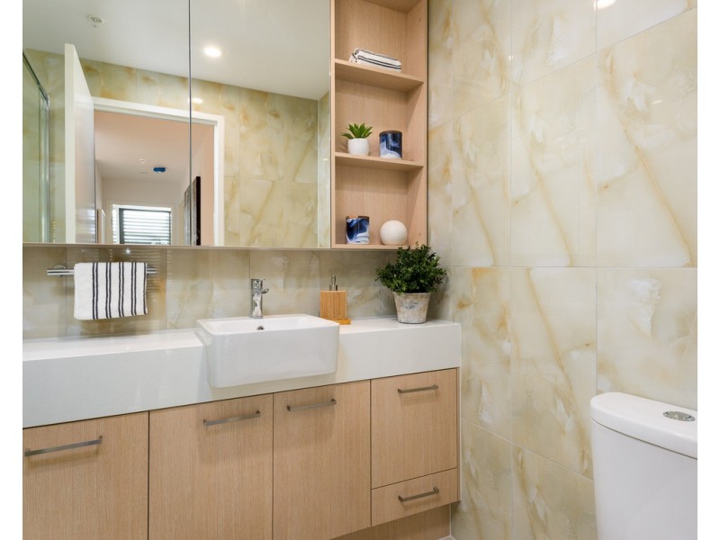 2bd / 70 Carl Street, Woolloongabba QLD 4102