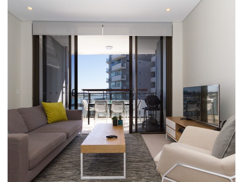 37D Harbour Road, Hamilton QLD 4007