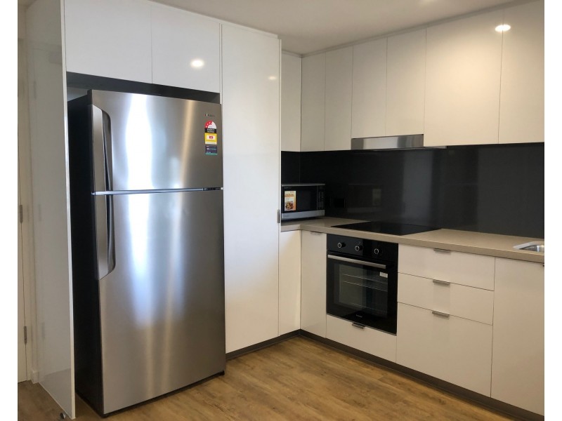 331/33 Lakefront Cres, Varsity Lakes QLD 4227