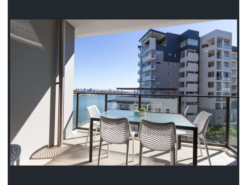 37D Harbour Road, Hamilton QLD 4007