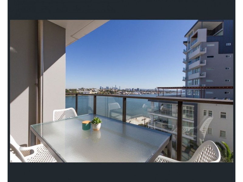 37D Harbour Road, Hamilton QLD 4007