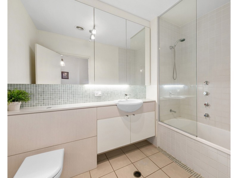 2/43 Love St, Bulimba QLD 4171