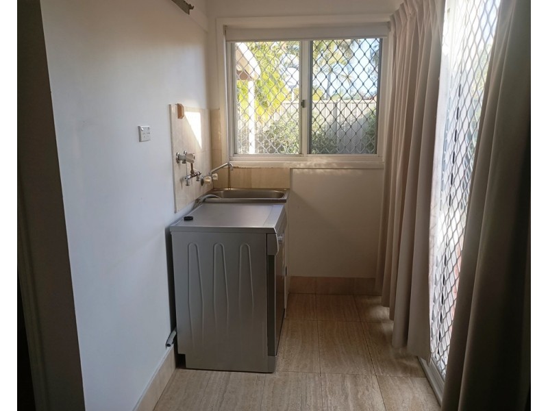 37/20 St Kevins Ave, Benowa QLD 4217