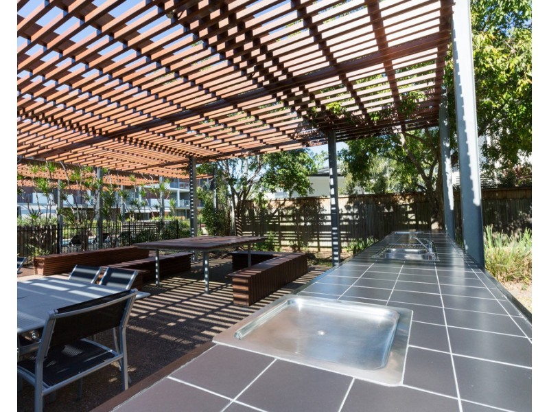 16 Hetherington Ave, Bulimba QLD 4171