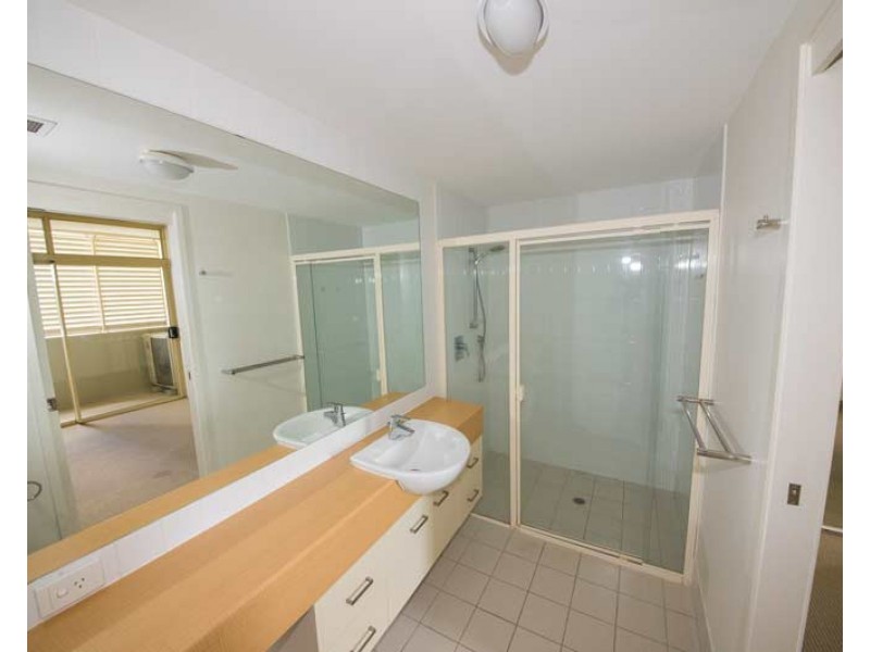 Unit 41 22 Riverview Terrace, Indooroopilly Qld 4068, Indooroopilly QLD 4068