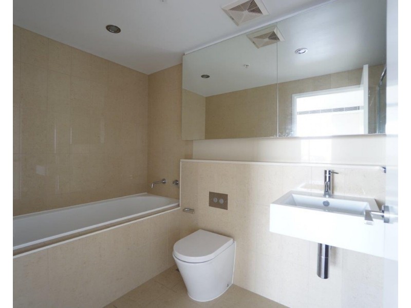 37C Harbour Road, Hamilton QLD 4007